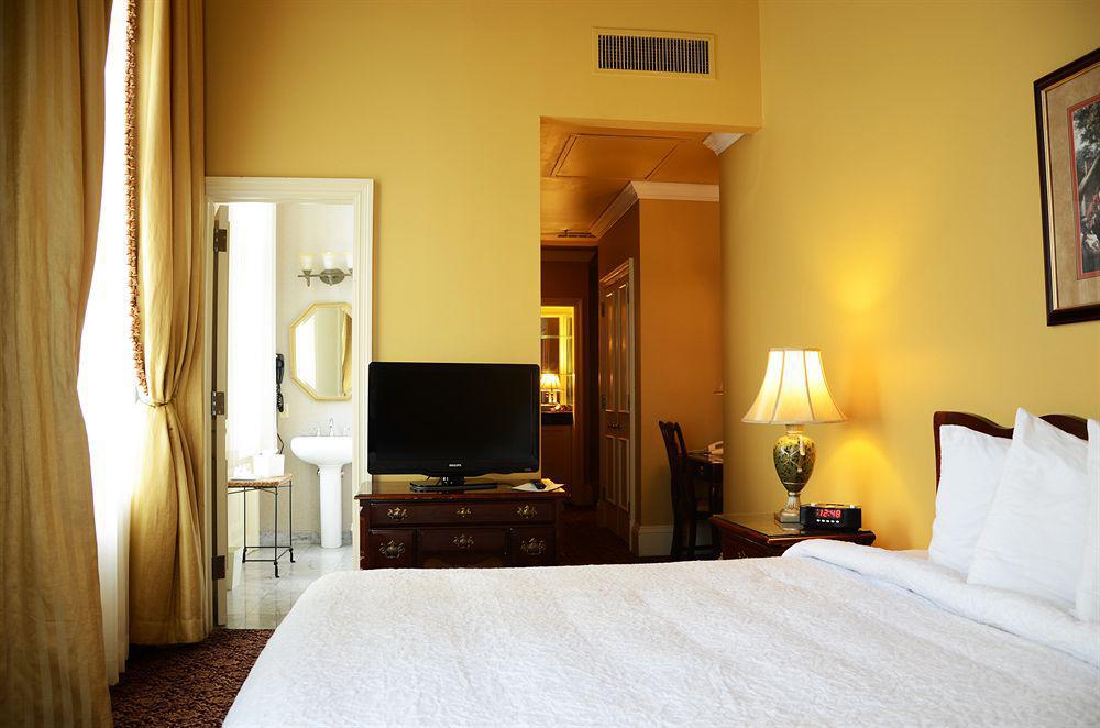 Pelham Hotel